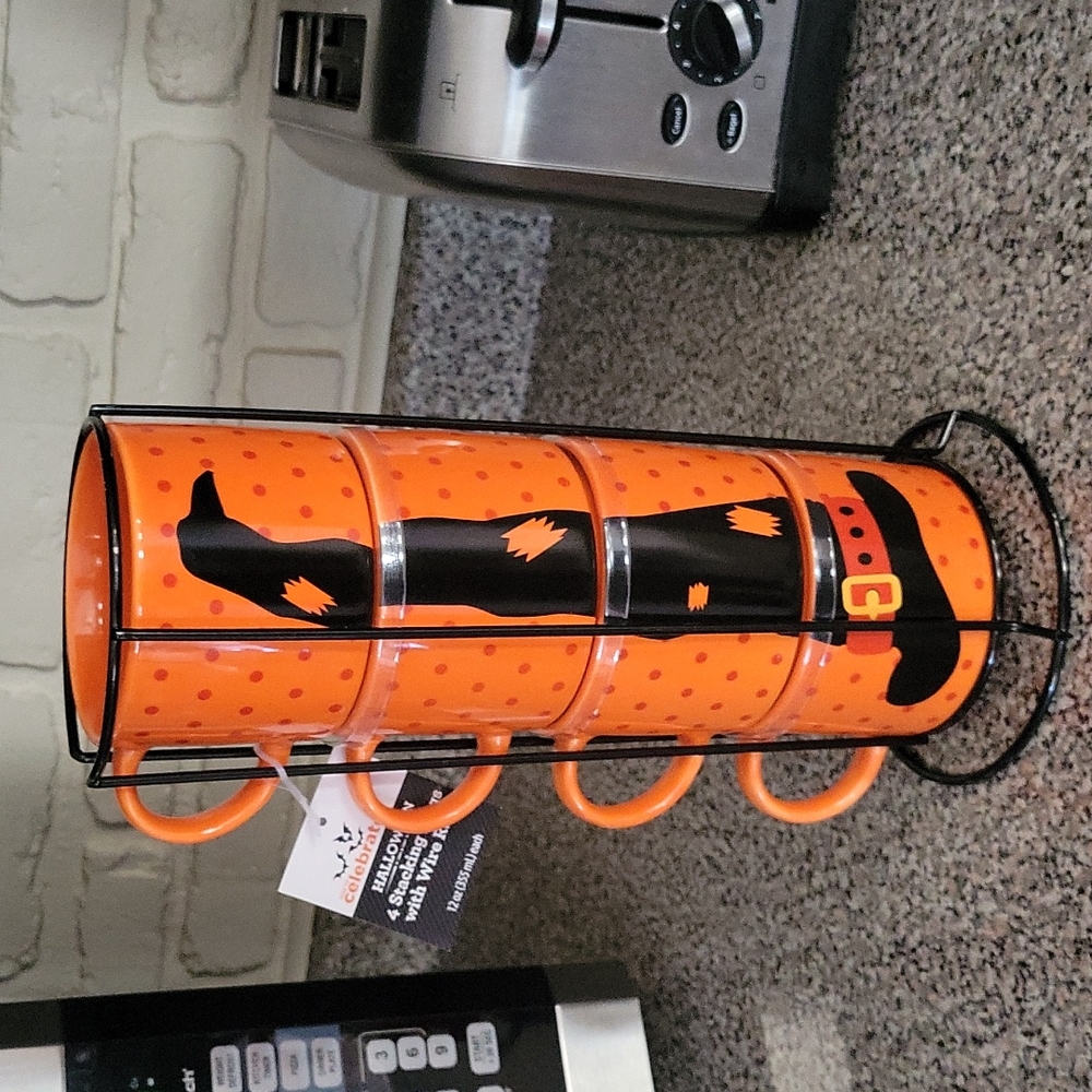 Stackable mugs